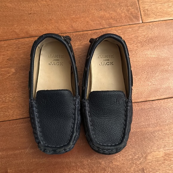Classic loafers in navy - Picture 3 of 4